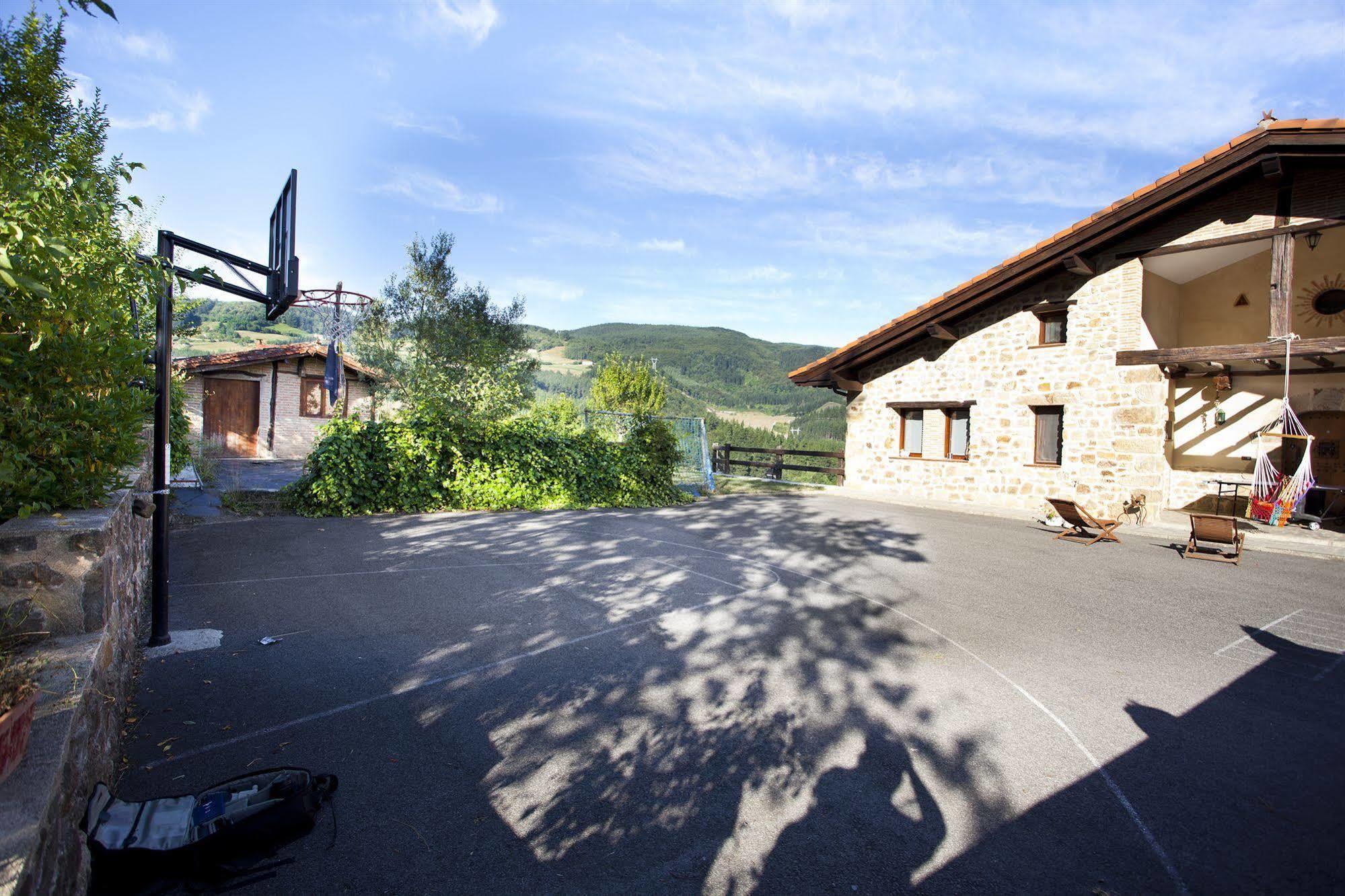 Gorosarri Apartment Escoriaza Exterior photo